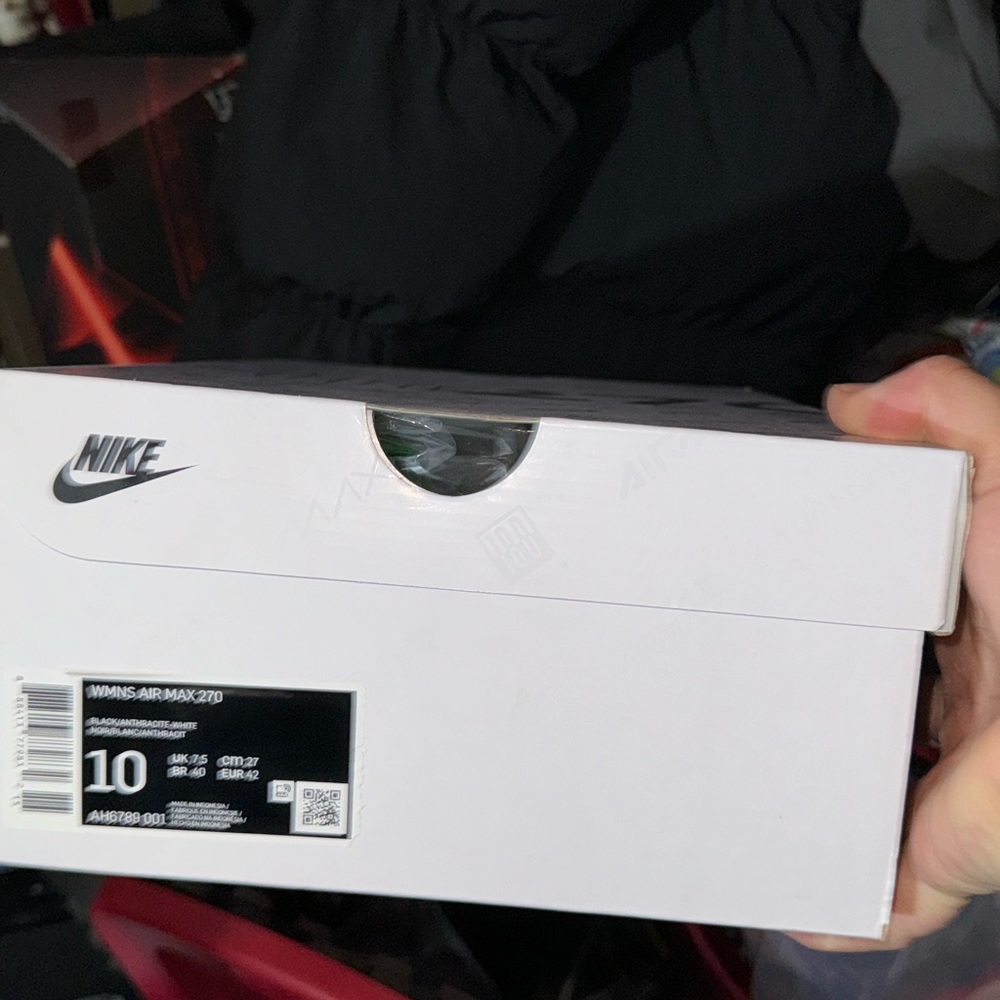 Empty Nike boxes - Picture 5 of 7